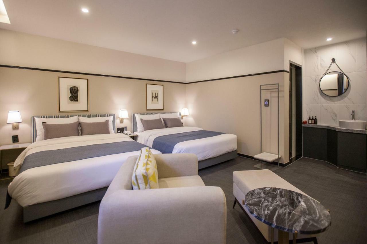 Browndot Hotel Masan Odong Чханвон Екстер'єр фото